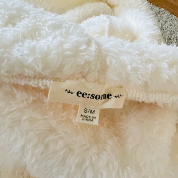 EE:SOME Oversized Fur Sherpa Hooded Open Front Cardigan Jacket Ivory Cream - Picture 9 of 14